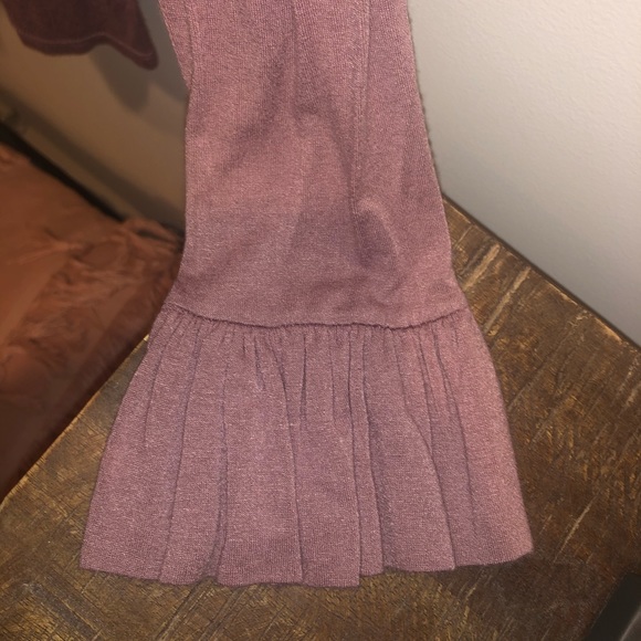 Mauve shirt with fun sleeves! - Picture 2 of 2